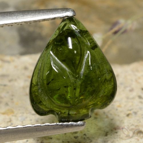 2.01ct 天然 フォレストグリーン トルマリン, フラワーカット, 半透明