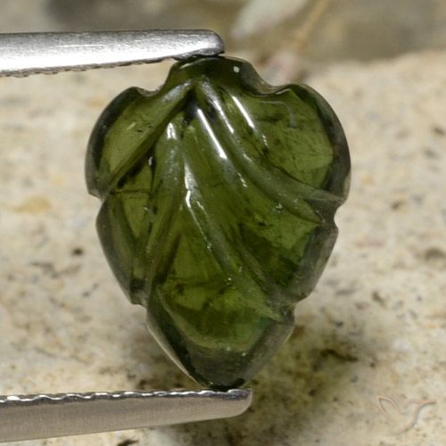 2.29ct 天然 フォレストグリーン トルマリン, フラワーカット, 半透明