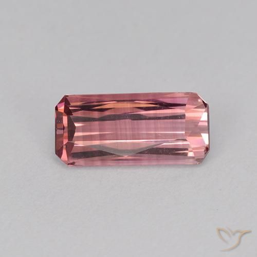 0.97ct 天然 ダークピンク トルマリン, エメラルドカット, VVS-VS