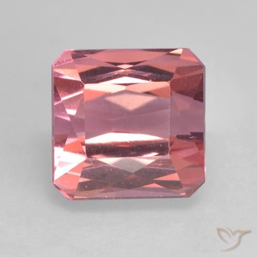 1.65ct 天然 ライトピンク トルマリン, エメラルドカット, VVS-VS