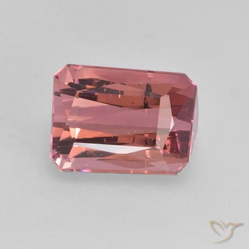1.81ct 天然 濃いピンク トルマリン, エメラルドカット, VS-SI