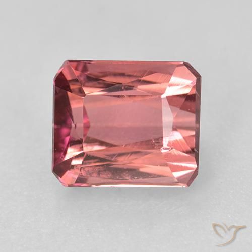 1.21ct 天然 ダークピンク トルマリン, エメラルドカット, VS