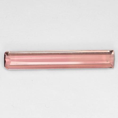 2.18カラットの天然ミディアムピンクトルマリン（22.8×3.8 mm・エメラルドカット）