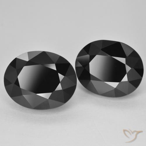 Shop natural 16.77ct ショール トルマリン gems, 楕円形, from モザンビーグ at GemSelect. In stock, global shipping!