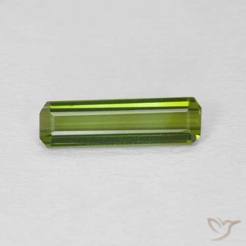 1.01ct 天然 アーシーグリーン トルマリン, エメラルドカット, VVS