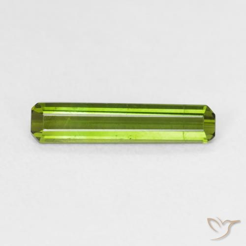 0.85ct 天然 ミディアムグリーン トルマリン, エメラルドカット, VVS-VS