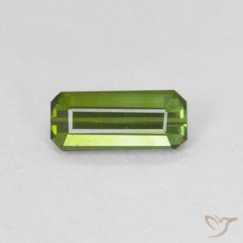 0.66ct 天然 黄みがかったグリーン トルマリン, エメラルドカット, VVS