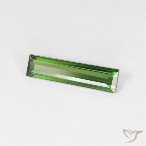 0.63カラットの天然Medium Dark-Greenトルマリン、バゲット、VS