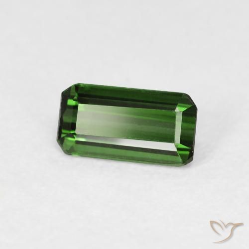 0.69カラットの天然Medium Dark-Greenトルマリン、八角形 / エメラルドカット、VVS-VS