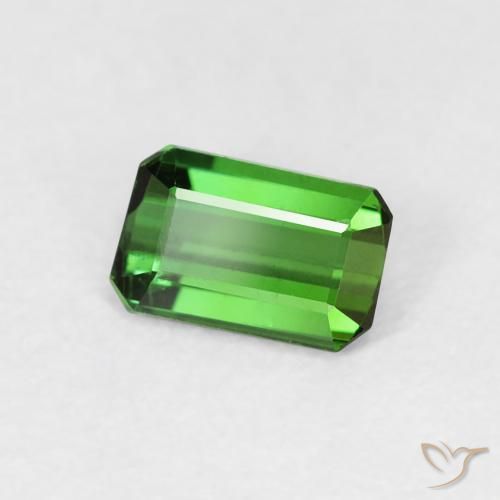 0.56カラットの天然Medium Dark-Greenトルマリン、八角形 / エメラルドカット、VVS-VS