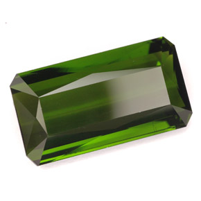 9.80カラットの天然フォレストグリーントルマリン（17.8×9.7 mm・エメラルドカット）