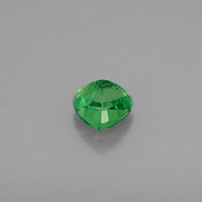 0.34カラットの天然クロムグリーンツァボライトガーネット（4.1×4.1 mm・トリリアント）