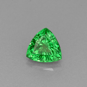 0.55カラットの天然クロムグリーンツァボライトガーネット（5.1×5 mm・トリリアント）