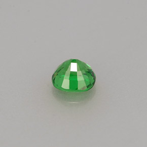 0.46カラットの天然クロムグリーンツァボライトガーネット（4.5×4.2 mm・クッションカット）