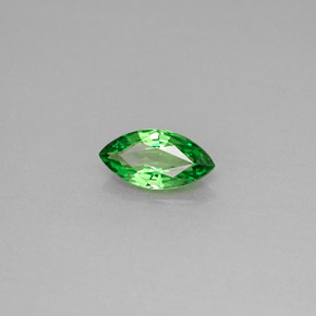 0.68カラットの天然クロムグリーンツァボライトガーネット（8.1×4.2 mm・マーキス）