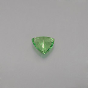 0.35カラットの天然クロムグリーンツァボライトガーネット（4.7×4.6 mm・トリリアント）
