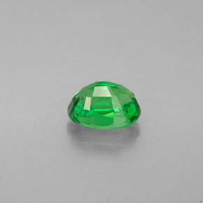 1.24カラットの天然クロムグリーンツァボライトガーネット（6.8×5.4 mm・オーバルカット）