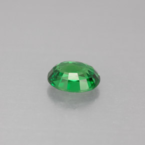 1.12カラットの天然ビビッドグリーンツァボライトガーネット（6.8×5.6 mm・オーバルカット）