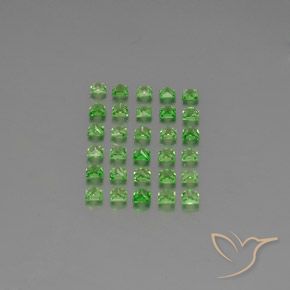 Shop natural 2.96ct エレクトリックグリーン ツァボライトガーネット gems, 四角形, from タンザニア at GemSelect. In stock, global shipping!
