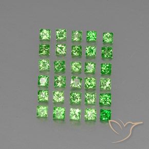 Shop natural 2.70ct ミディアムグリーン ツァボライトガーネット gems, 四角形, from タンザニア at GemSelect. In stock, global shipping!