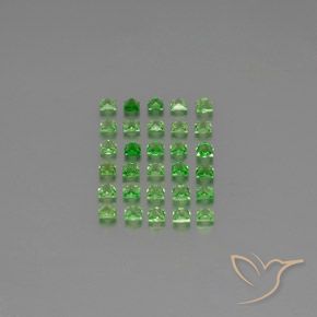 Shop natural 2.61ct 鮮やかなグリーン ツァボライトガーネット gems, 四角形, from タンザニア at GemSelect. In stock, global shipping!