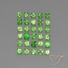 Shop natural 2.54ct 鮮やかなグリーン ツァボライトガーネット gems, 四角形, from タンザニア at GemSelect. In stock, global shipping!