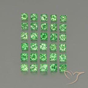 Shop natural 2.80ct ミディアムグリーン ツァボライトガーネット gems, 四角形, from タンザニア at GemSelect. In stock, global shipping!