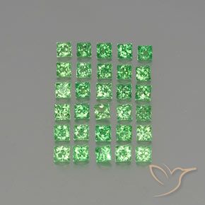 Shop natural 2.36ct エレクトリックグリーン ツァボライトガーネット gems, 四角形, from タンザニア at GemSelect. In stock, global shipping!