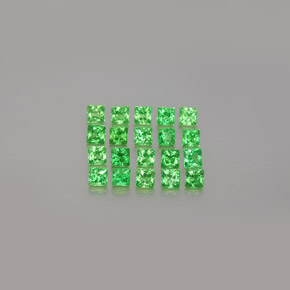 カラットの天然グリーンツァボライトガーネット（2.1×2.1 mm・四角）