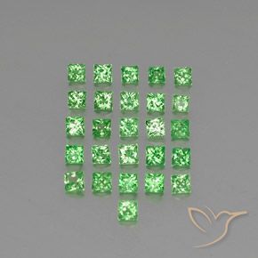 Shop natural 2.06ct 鮮やかなグリーン ツァボライトガーネット gems, 四角形, from タンザニア at GemSelect. In stock, global shipping!