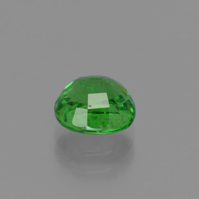 1.51カラットの天然鮮やかなグリーンツァボライトガーネット（6.6×6.1 mm・オーバルカット）