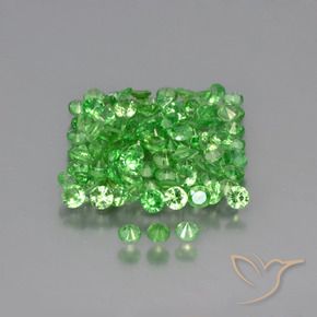 Shop natural 4.13ct ライブリーグリーン ツァボライトガーネット gems, ラウンド, from ケニア at GemSelect. In stock, global shipping!