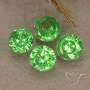 Shop natural 1.04ct ライブリーグリーン ツァボライトガーネット gems, ラウンド, from タンザニア at GemSelect. In stock, global shipping!