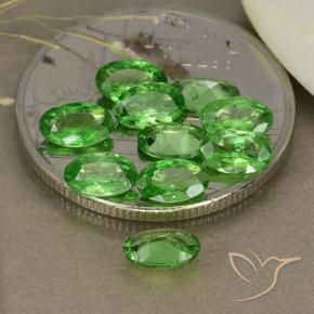 Shop natural 2.33ct 鮮やかなグリーン ツァボライトガーネット gems, 楕円形, from タンザニア at GemSelect. In stock, global shipping!