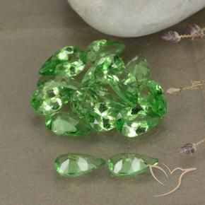 Shop natural 3.12ct エレクトリックグリーン ツァボライトガーネット gems, 洋梨の形, from タンザニア at GemSelect. In stock, global shipping!
