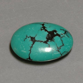 12.26カラットの天然グリーンターコイズ（20.7×15.8 mm・オーバルカット）