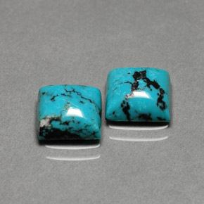 カラットの天然ブルーターコイズ（8×7.9 mm・四角）