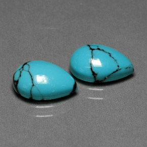 カラットの天然ブルーターコイズ（10×7 mm・洋梨の形）