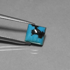 1.84カラットの天然ブルーターコイズ（8.1×8 mm・四角）