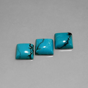 カラットの天然ブルーターコイズ（7.9×8 mm・四角）