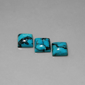カラットの天然ブルーターコイズ（8.2×8.2 mm・四角）