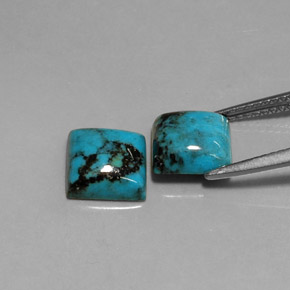 カラットの天然ブルーターコイズ（8×7.9 mm・四角）