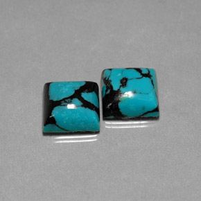カラットの天然ブルーターコイズ（8.1×8.1 mm・四角）