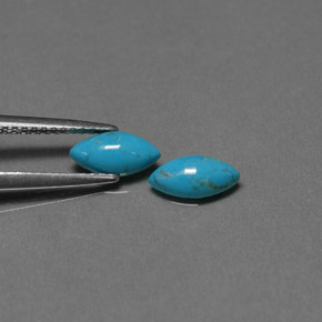 カラットの天然ブルーターコイズ（8.1×4.1 mm・マーキス）
