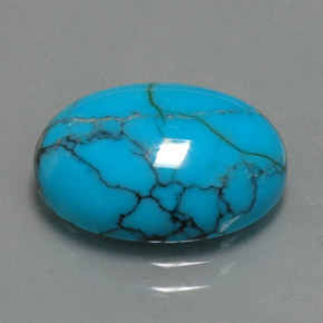 4.52カラットの天然ブルーターコイズ（14.1×10.1 mm・オーバルカット）