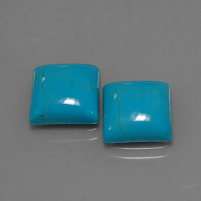 カラットの天然ブルーターコイズ（10.1×10 mm・四角）