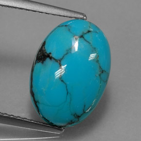 3.95カラットの天然ブルーターコイズ（14×9.8 mm・オーバルカット）
