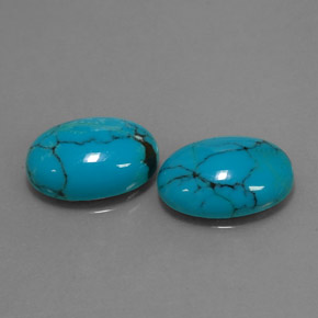 カラットの天然ブルーターコイズ（14.1×10.1 mm・オーバルカット）
