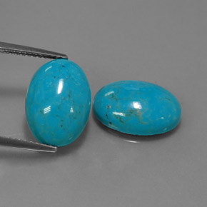 カラットの天然ブルーターコイズ（14×10.1 mm・オーバルカット）
