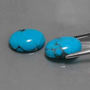 カラットの天然ブルーターコイズ（14.1×10.2 mm・オーバルカット）